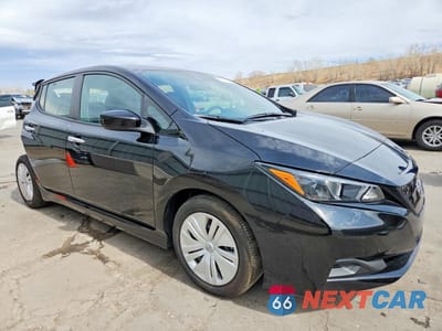 Czwarte zdjęcie samochodu z boku: 2025 NISSAN LEAF S VIN:1N4AZ1BV0SC563615 - miniatura