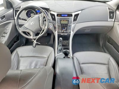 Zdjęcie 8 z 11 samochodu: 2012 HYUNDAI SONATA HYBRID BASE VIN:KMHEC4A40CA032690 - miniatura