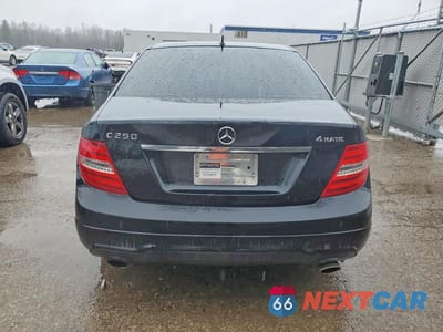 Zdjęcie 6 z 11 samochodu: 2012 MERCEDES-BENZ C 250 4MATIC VIN:WDDGF8FB3CA735614 - miniatura