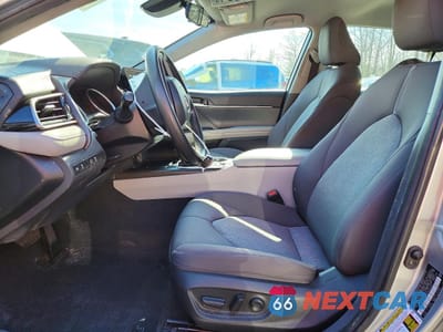 Zdjęcie 7 z 12 samochodu: 2022 TOYOTA CAMRY HYBRID LE VIN:4T1C31AKXNU584655 - miniatura