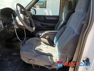 Zdjęcie 10 z 12 samochodu: 2002 CHEVROLET S TRUCK S10 VIN:1GCCS14W428207314 - miniatura