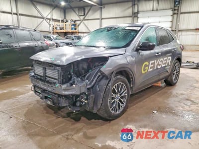 2022 FORD ESCAPE SE HEV 1FMCU0EZ3NUA21610 - główne zdjęcie licytacji z USA - miniatura