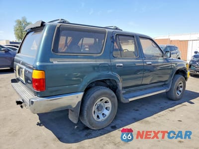 Trzecie zdjęcie samochodu z tyłu: 1995 TOYOTA 4RUNNER SR5 V6 VIN:JT3VN29V7S0043078 - miniatura
