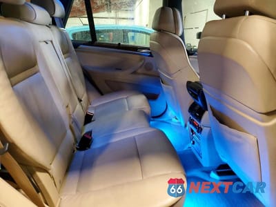 Zdjęcie 11 z 12 samochodu: 2011 BMW X5 XDRIVE50I VIN:5UXZV8C53BL420575 - miniatura