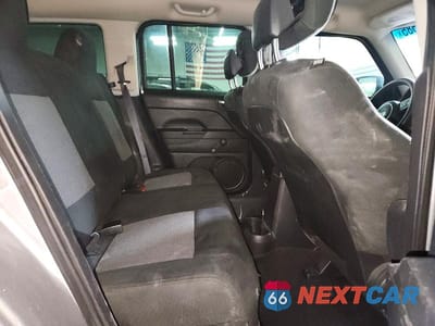 Zdjęcie 11 z 13 samochodu: 2015 JEEP PATRIOT SPORT VIN:1C4NJPBB0FD273760 - miniatura