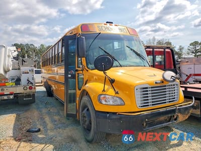 2020 FREIGHTLINER CHASSIS B2B 4UZABRFCXLCLM2199 - główne zdjęcie licytacji z USA - miniatura