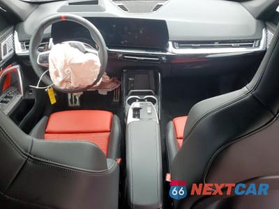 Zdjęcie 8 z 13 samochodu: 2025 BMW X1 M35I VIN:WBX13EF08S5134912 - miniatura