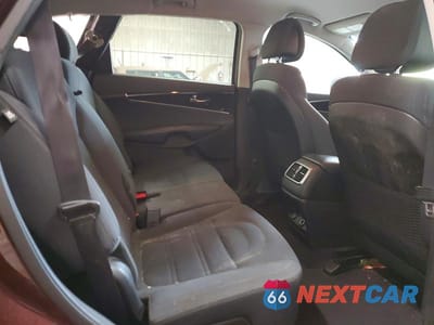 Zdjęcie 11 z 13 samochodu: 2016 KIA SORENTO LX VIN:5XYPG4A36GG135238 - miniatura