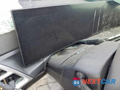 Zdjęcie 9 z 11 samochodu: 2025 BMW M240I VIN:3MW43CM05S8E91790 - miniatura