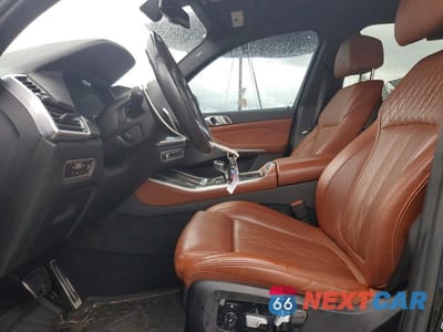Zdjęcie 7 z 14 samochodu: 2022 BMW X5 M50I VIN:5UXJU4C01N9K38193 - miniatura