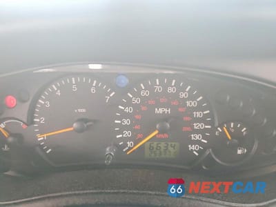 Zdjęcie 9 z 12 samochodu: 2001 FORD FOCUS 4D LX VIN:1FAFP34381W139776 - miniatura