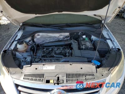 Zdjęcie 12 z 12 samochodu: 2010 VOLKSWAGEN TIGUAN S VIN:WVGAV7AXXAW538175 - miniatura