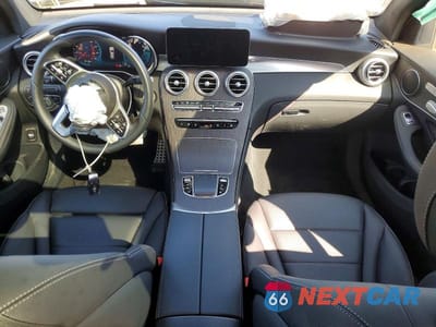 Zdjęcie 8 z 13 samochodu: 2022 MERCEDES-BENZ GLC 300 4MATIC VIN:W1N0G8EBXNG119248 - miniatura