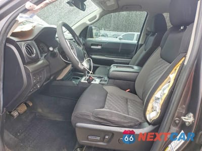 Zdjęcie 7 z 11 samochodu: 2020 TOYOTA TUNDRA SR5 VIN:5TFDY5F13LX922684 - miniatura