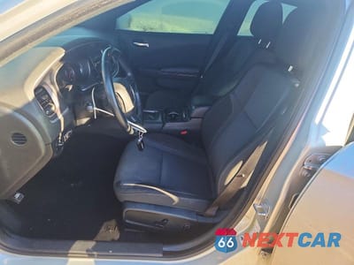 Zdjęcie 7 z 12 samochodu: 2019 DODGE CHARGER SXT VIN:2C3CDXBG0KH573147 - miniatura