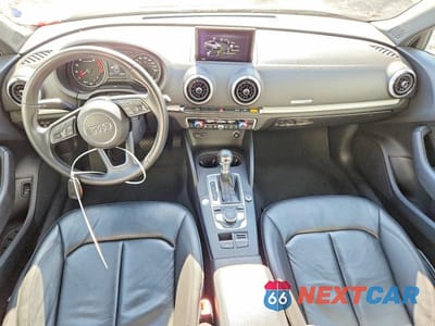 Zdjęcie 8 z 12 samochodu: 2019 AUDI A3 PREMIUM VIN:WAUAUGFF2K1009550 - miniatura