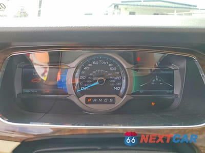 Zdjęcie 9 z 11 samochodu: 2018 FORD TAURUS LIMITED VIN:1FAHP2F88JG119369 - miniatura