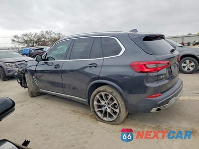 Drugie zdjęcie samochodu z przodu: 2019 BMW X5 XDRIVE40I VIN:5UXCR6C55KLL35705 - miniatura