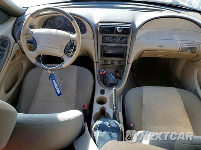 Zdjęcie 8 z 13 samochodu: 2002 FORD MUSTANG VIN:1FAFP40412F125305 - miniatura