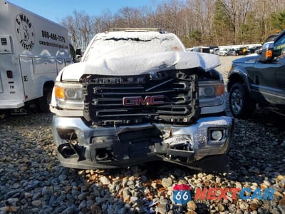 Piąte zdjęcie samochodu w środku: 2016 GMC SIERRA K3500 SLE VIN:1GT42WCG9GF133158 - miniatura