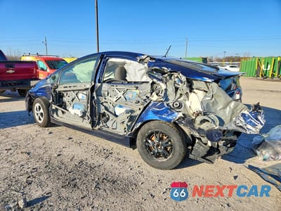 Drugie zdjęcie samochodu z przodu: 2013 TOYOTA PRIUS TWO VIN:JTDKN3DUXD1684922 - miniatura