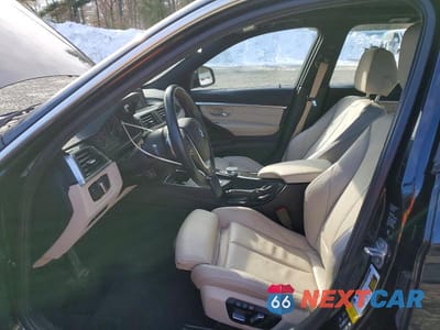 Zdjęcie 7 z 12 samochodu: 2019 BMW 330XI VIN:WBA8K3C59KA484251 - miniatura