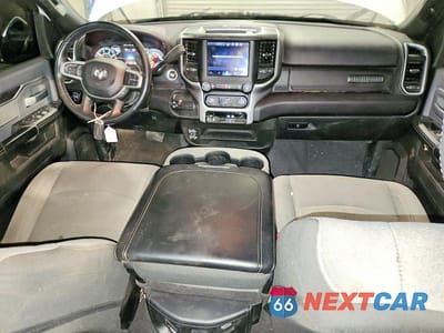 Zdjęcie 8 z 12 samochodu: 2023 RAM 2500 BIG HORN VIN:3C6UR5DL4PG654084 - miniatura