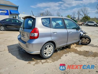 Trzecie zdjęcie samochodu z tyłu: 2007 HONDA FIT S VIN:JHMGD38697S038398 - miniatura