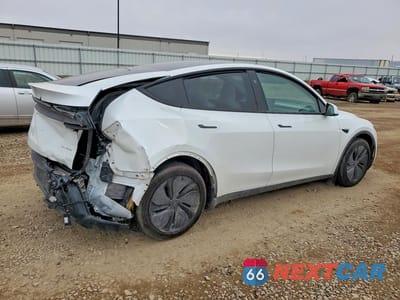 Trzecie zdjęcie samochodu z tyłu: 2026 TESLA MODEL Y VIN:7SAYGDEE5TF339100 - miniatura