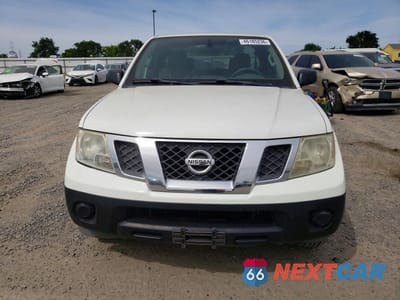 Piąte zdjęcie samochodu w środku: 2015 NISSAN FRONTIER S VIN:1N6BD0CT7FN708919 - miniatura