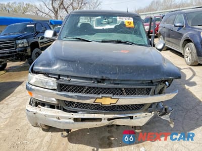 Piąte zdjęcie samochodu w środku: 2002 CHEVROLET SILVERADO K2500 HEAVY DUTY VIN:1GCHK29132E247412 - miniatura