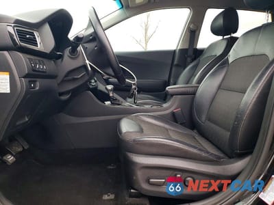 Zdjęcie 7 z 11 samochodu: 2019 KIA NIRO S TOURING VIN:KNDCC3LC4K5249855 - miniatura