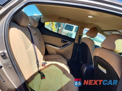 Zdjęcie 10 z 11 samochodu: 2013 HYUNDAI ELANTRA GLS VIN:5NPDH4AE6DH399498 - miniatura