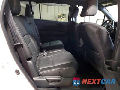 Zdjęcie 11 z 12 samochodu: 2023 HONDA PASSPORT EXL VIN:5FNYF8H58PB037292 - miniatura