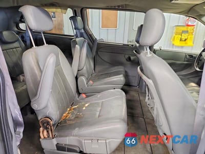 Zdjęcie 11 z 12 samochodu: 2007 DODGE GRAND CARAVAN SXT VIN:2D4GP44LX7R357050 - miniatura