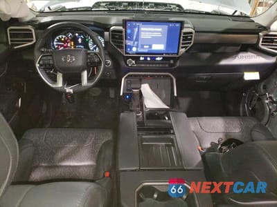 Zdjęcie 8 z 12 samochodu: 2023 TOYOTA TUNDRA SR5 VIN:5TFLA5EC9PX011672 - miniatura
