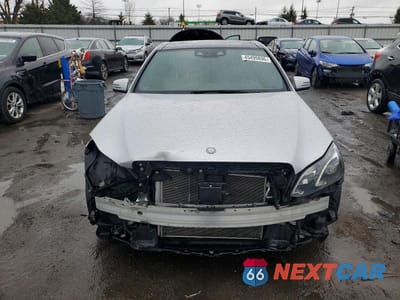 Piąte zdjęcie samochodu w środku: 2016 MERCEDES-BENZ E 400 4MATIC VIN:WDDHF6HBXGB288592 - miniatura