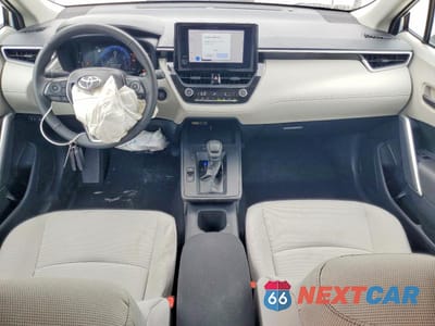 Zdjęcie 8 z 13 samochodu: 2026 TOYOTA COROLLA CROSS LE VIN:7MUCAAAG0TV173648 - miniatura