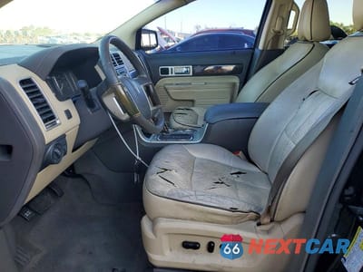 Zdjęcie 7 z 13 samochodu: 2008 LINCOLN MKX VIN:2LMDU68C18BJ17331 - miniatura