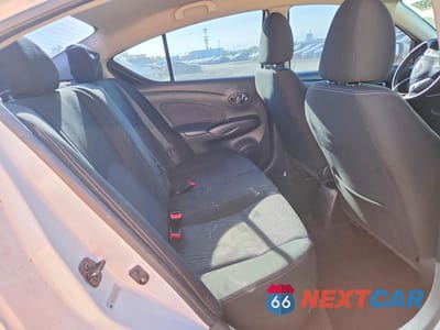 Zdjęcie 10 z 12 samochodu: 2017 NISSAN VERSA 1.6 S VIN:3N1CN7AP5HL852753 - miniatura