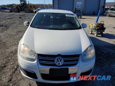 Piąte zdjęcie samochodu w środku: 2009 VOLKSWAGEN JETTA VIN:3VWAL7AJ7AM028918 - miniatura