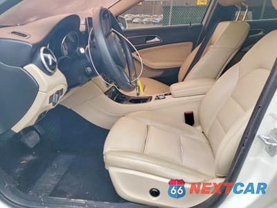 Zdjęcie 7 z 11 samochodu: 2016 MERCEDES-BENZ GLA 250 VIN:WDCTG4EB2GJ240238 - miniatura