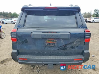 Zdjęcie 6 z 13 samochodu: 2025 TOYOTA 4RUNNER SR5 VIN:JTEVA5BR7S5047183 - miniatura