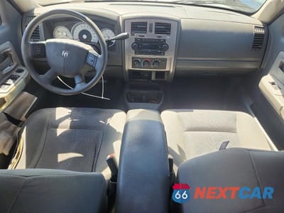 Zdjęcie 8 z 11 samochodu: 2007 DODGE DAKOTA QUAD SLT VIN:1D7HE48P17S164634 - miniatura