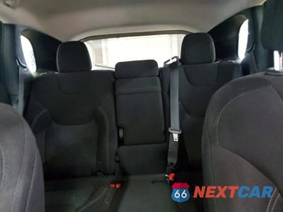 Zdjęcie 10 z 13 samochodu: 2019 JEEP CHEROKEE LATITUDE VIN:1C4PJLCB8KD265223 - miniatura