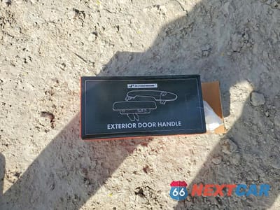 Zdjęcie 12 z 12 samochodu: 2010 LINCOLN MKZ VIN:3LNHL2GC9AR753285 - miniatura