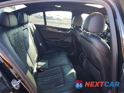 Zdjęcie 10 z 12 samochodu: 2018 BMW 530XE VIN:WBAJB1C52JB084370 - miniatura
