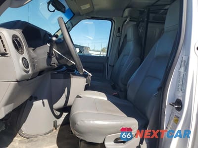 Zdjęcie 7 z 13 samochodu: 2013 FORD E350 UTILITY / SERVICE VAN VIN:1FTSS3EL5DDB25744 - miniatura