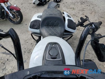 Piąte zdjęcie samochodu w środku: 2024 INDIAN MOTORCYCLE CO. PURSUIT DARKHORSE W VIN:56KLDFRR4R3426074 - miniatura