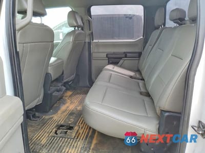 Zdjęcie 10 z 11 samochodu: 2021 FORD F350 SUPER DUTY VIN:1FT8W3AT4MEC30872 - miniatura